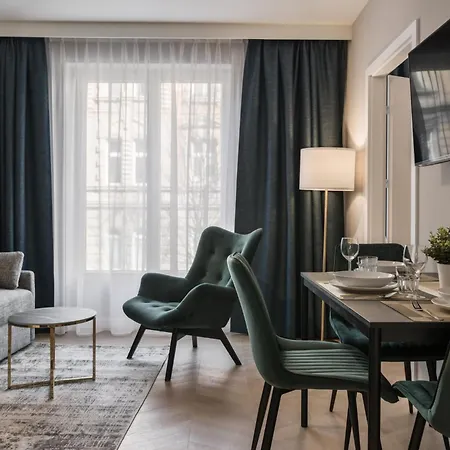 Metropolis Apartment