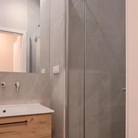 Metropolis Apartment Krakau